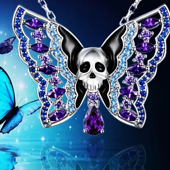 Exquisite Ladies Butterfly Skull Rhinestone Necklace - Picture 3 of 7